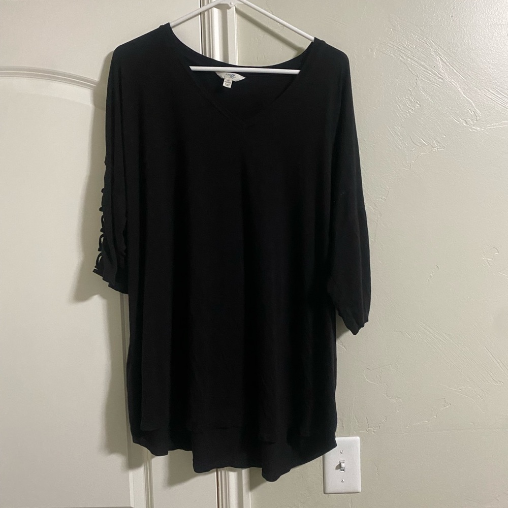 Black Mid Sleeve Shirt